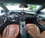 Mercedes-Benz GLC 300 2018 - Cần bán gấp xe màu đen