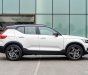 Volvo XC40 2022 - SUV sang trọng nhập khẩu từ Thụy Điển - Tặng 3 năm bảo dưỡng + 1 năm bảo hiểm thân vỏ