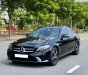 Mercedes-Benz C180 2020 - Màu đen, ghế kem