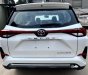 Toyota Veloz Cross 2022 - Cực ưu đãi tháng 8/2022 quà tặng phụ kiện chính hãng cực lớn, nhận xe từ 100tr đồng