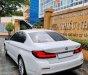 BMW 520i 2020 - Xe màu trắng