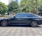 BMW 520i 2018 - Cần bán gấp xe đen nội thất kem