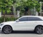 Mercedes-Benz GLC 300 2021 - Màu trắng, nội thất kem siêu mới - Cam kết nguyên bản, không đâm đụng