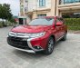 Mitsubishi Stavic 2019 - Cần bán xe màu đỏ