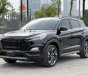 Hyundai Tucson 2020 - Màu đen, nội thất kem