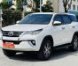 Toyota Fortuner 2019 - Xe màu trắng số tự động, giá chỉ 938 triệu