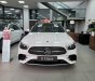 Mercedes-Benz E300 2022 - Thời điểm mua xe tốt nhất trong năm