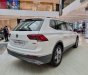 Volkswagen Tiguan 2022 - Tiguan Elegance trắng duy nhất giao ngay giảm 100tr trước bạ