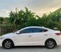 Hyundai Elantra 2016 - Màu trắng số sàn