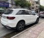 Mercedes-Benz GLC 300 2020 - Khánh Hòa: Nội thất kem cực sạch với gia đình có con nhỏ - Nhận xe chỉ 690 triệu - Xe 1 chủ từ đầu