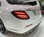 Mercedes-Benz E200 2017 - Màu trắng, độ lên E300