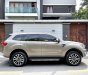 Ford Everest 2020 - Màu vàng cát, nội thất đen