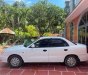 Daewoo Nubira 2001 - Xe màu trắng