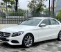 Mercedes-Benz C200 2016 - Cần bán xe trắng/kem - Xe cá nhân sử dụng biển số TP + hồ sơ giấy tờ đầy đủ + tặng thẻ chăm xe 1 năm