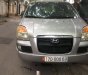 Hyundai Starex 2004 - Cần bán lại xe máy dầu 6 chỗ, 800kg