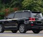 Toyota Land Cruiser 2018 - Xe màu đen, xe nhập