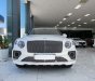 Bentley Bentayga 2021 - V8 model 2022 màu trắng