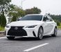 Lexus IS 300 2021 - Cần bán lại xe màu trắng