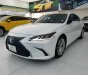 Lexus ES 300 2020 - Hybrid model 2021