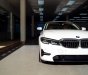 BMW 320i 2022 - Sẵn xe giao ngay - Ưu đãi lớn nhất năm giảm giá tiền mặt, tặng phụ kiện - Giá tốt nhất khu vực