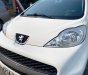 Peugeot 107 2010 - Màu trắng, xe nhập số tự động