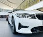 BMW 320i 2022 - [Xế  xịn - Tết sang] Sẵn màu trắng + Bộ quà tặng + phụ kiện cao cấp + Bảo hiểm. LH hotline nhận báo giá cạnh tranh nhất