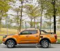 Nissan Navara 2020 - Màu cam cực đẹp