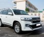 Toyota Land Cruiser 2017 - Trắng, nội thất đen