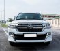 Toyota Land Cruiser 2017 - Trắng, nội thất đen
