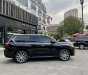 Lexus LX 570 2016 - Màu đen nội thất kem