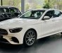 Mercedes-Benz E300 2022 - Xe đã ra biển nhưng chưa lăn bánh