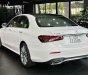 Mercedes-Benz E300 2022 - Xe đã ra biển nhưng chưa lăn bánh