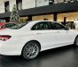 Mercedes-Benz E300 2022 - Xe đã ra biển nhưng chưa lăn bánh