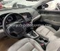 Hyundai Elantra 2017 - Màu nâu, số tự động