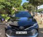 Toyota Camry 2019 - Xe màu đen, giá 899tr