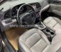 Hyundai Elantra 2017 - Màu nâu, số tự động