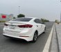 Hyundai Elantra 2018 - Màu trắng xe gia đình