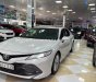 Toyota Camry 2019 - Màu trắng