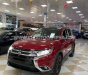 Mitsubishi Outlander 2019 - Màu đỏ, giá chỉ 755 triệu