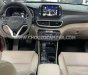 Hyundai Tucson 2021 - Xe màu đỏ, giá 945tr