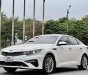 Kia Optima 2020 - Màu trắng giá cạnh tranh