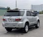 Toyota Fortuner 2010 - Màu bạc số tự động