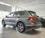 Volkswagen Tiguan 2022 - Giảm 100% phí trước bạ, tặng BHVC, tặng 5 năm bảo dưỡng miễn phí, góp 0% lãi suất