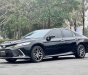 Toyota Camry 2021 - Form mới, biển thành phố