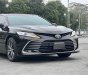 Toyota Camry 2021 - Form mới, biển thành phố