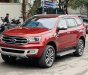 Ford Everest 2020 - Xe màu đỏ nổi bật