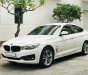 BMW 320i 2016 - Màu trắng nội thất đỏ