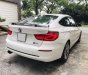 BMW 320i 2016 - Màu trắng nội thất đỏ