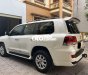 Toyota Land Cruiser LandCuiserV8 đời 2016 màu trắng 2016 - LandCuiserV8 đời 2016 màu trắng