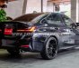 BMW 330i 2019 - Màu đen, nhập khẩu số tự động